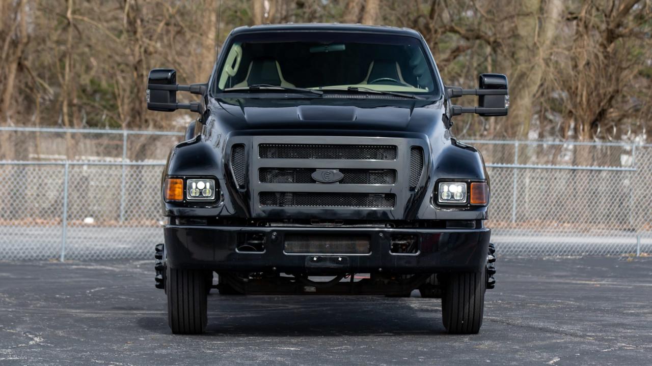 2005 Ford F650 Pickup