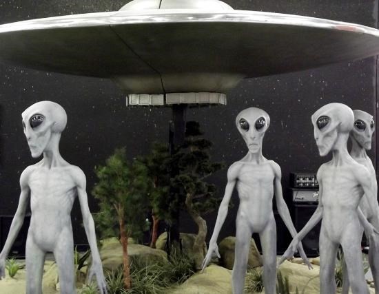 Nhìn gần bảo tàng người ngoài hành tinh ở Mỹ ảnh 1