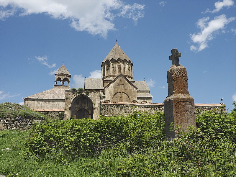 File:Gandzasar monastery Vank, Nagorno Karabakh (28306432153).jpg