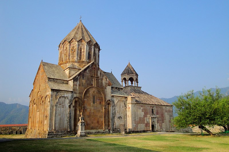 File:Vanq, Gandzasar monastery - panoramio.jpg