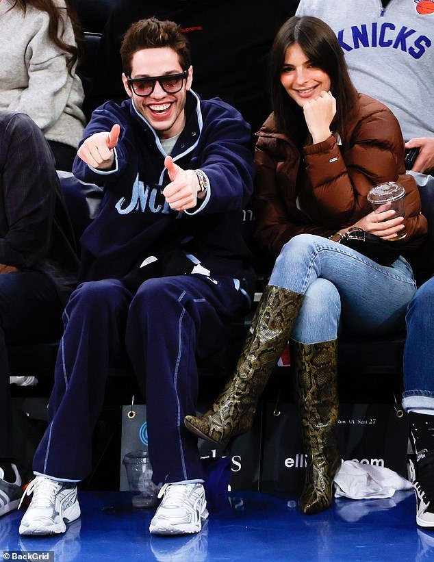 Pete Davidson và Emily Ratajkowski