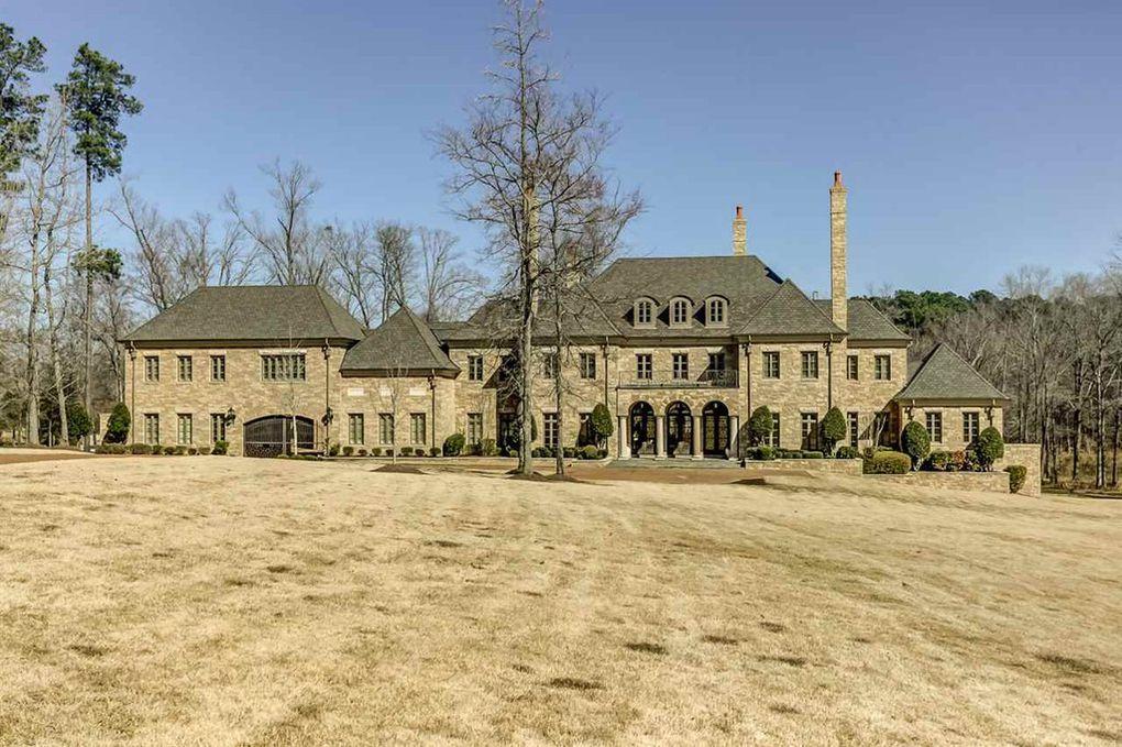 Explore the 23 million dollar mansion of young NBA star Ja Morant