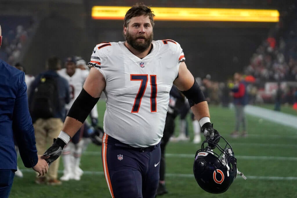 What keeps Patriots OL Riley Reiff motivated entering Year 12 in the NFL?  'A ring' - The Athletic