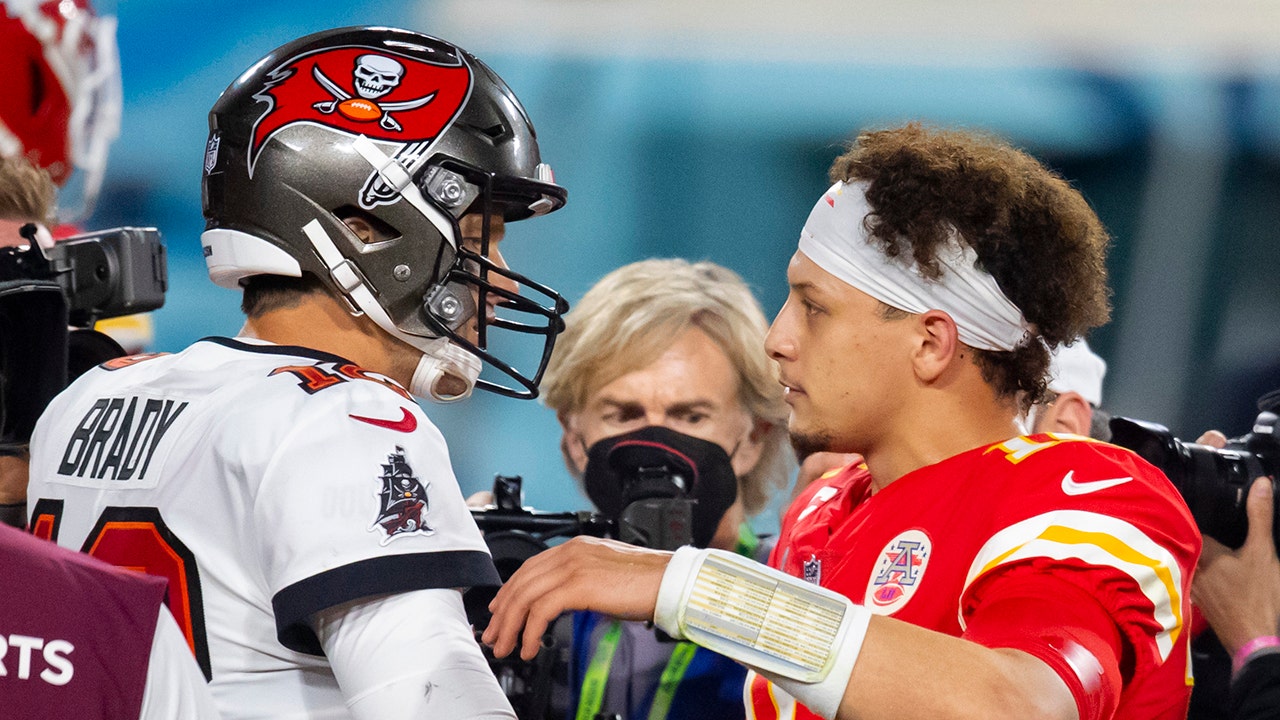 Patrick Mahomes talks Tom Brady following AFC title game loss: 'His career  is one of a kind' | Fox News